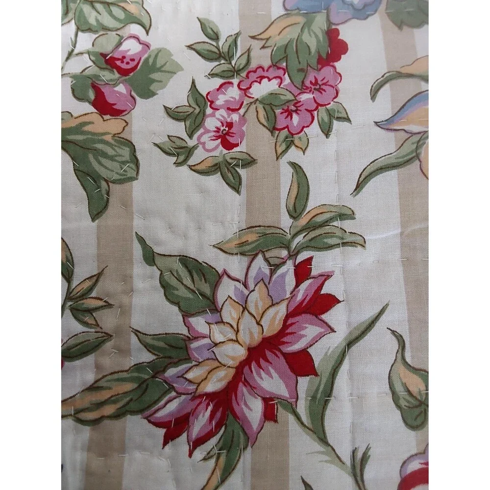 Vintage Quilt with Shams Arch Co. Elmsford, New York